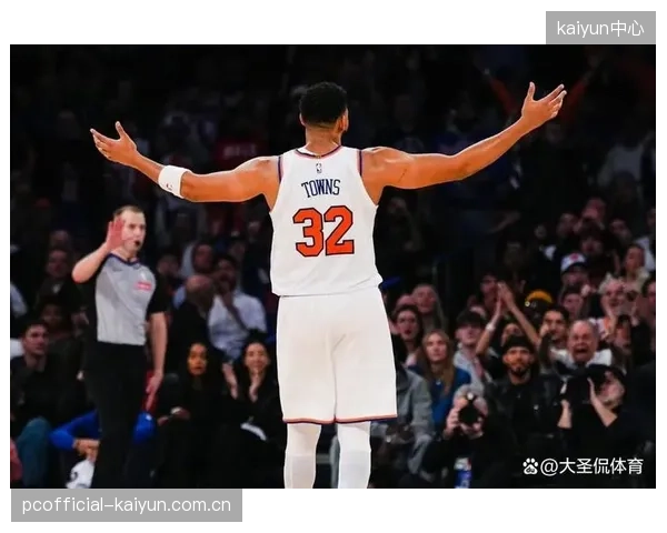 尼克斯季后赛豪取十连胜，球队化学反应与战术执行力达到顶峰。